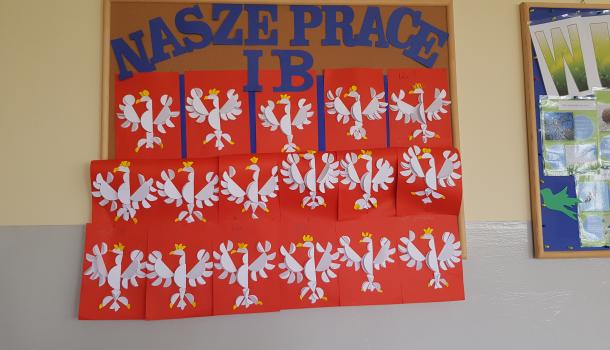 Pierwszoklasiści z SP nr 2 wykonali godło Polski