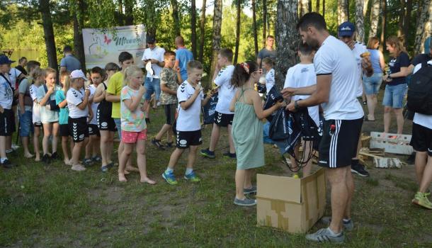 "Wolni od nałogów nakręceni na sport" 