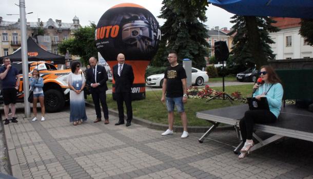 Zlot samochodów tuningowanych