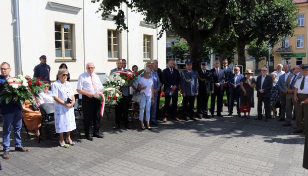 Uczestnicy uroczystości na Starym Rynku