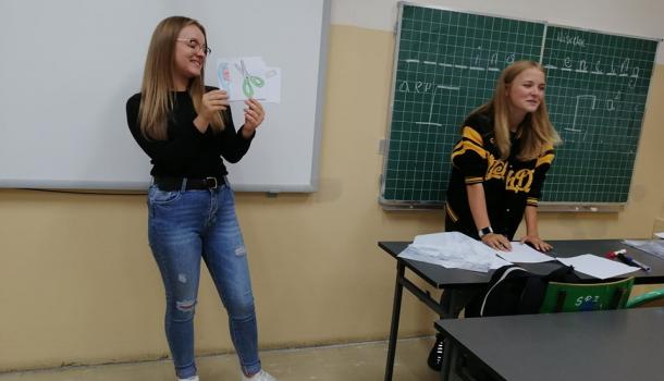 Dzień Kropki na lekcjach języka angielskiego w SP nr 7 w Mławie