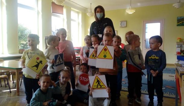 Spotkanie z policjantką w MPS nr 4 w Mławie