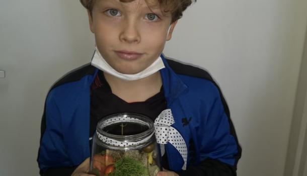 Projekt edukacyjny  w klasie 3 b Szkoły Podstawowej nr 3 w Mławie pt. Z ekologią na Ty - Las w słoiku “