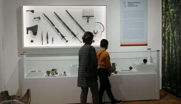 Uczniowie klas IVa i IVb  SP 3 z wizytą  w Muzeum Ziemi Zawkrzeńskiej