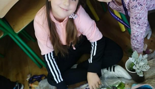Projekt edukacyjny  w klasie 3 b Szkoły Podstawowej nr 3 w Mławie pt. Z ekologią na Ty - Las w słoiku “