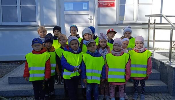 Spacerkiem po Mławie - grupa Niezapominajki z MPS nr 4 w Mławie