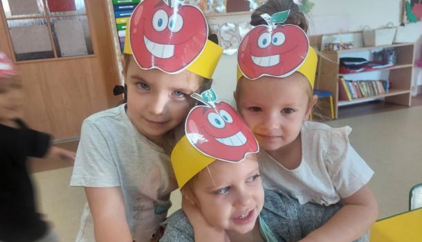 DZIEŃ JABŁKA W BIEDRONKACH W MPS nr 3 w Mławie