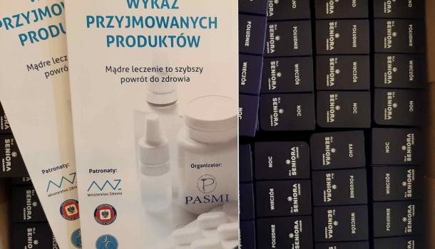 Pakiety dla seniorow - pojemnik na leki oraz bloczek do zapisywania 
