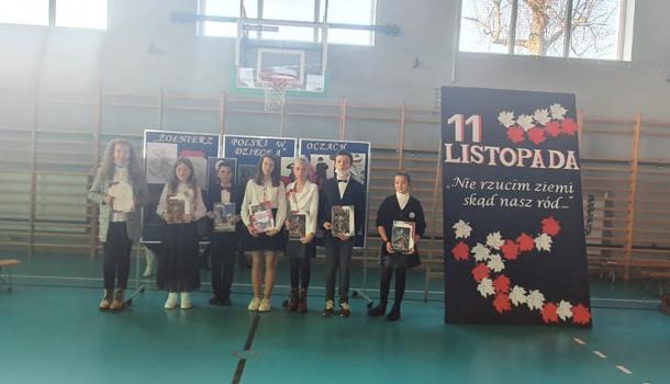 Żołnierz polski w oczach dziecka w SP nr 7 w Mławie