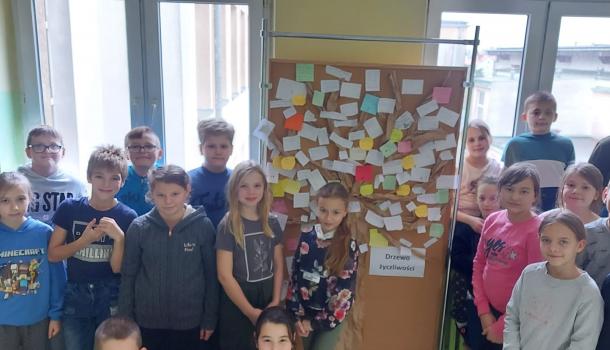 Światowy Dzień Życzliwości i Pozdrowień w ZPO nr 2