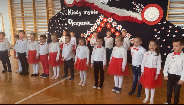 Przedszkolaki dla Niepodległej SP nr 2 Mława