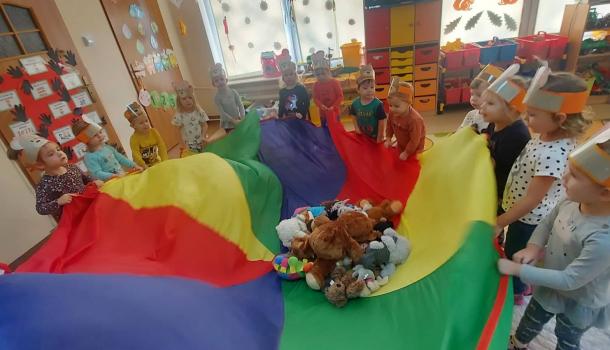 Dzień pluszowego misia w biedronkach w MPS nr 3 w Mławie
