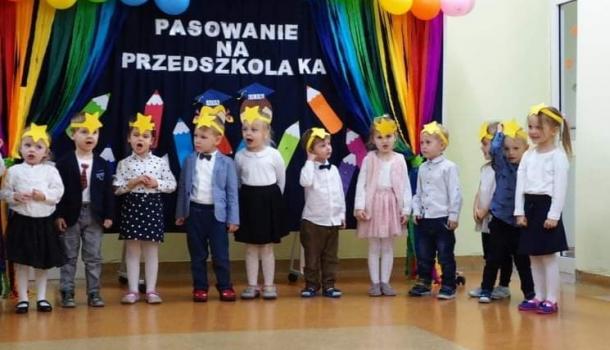 Pasowanie - Gwiazdki w MPS nr 4 w Mławie
