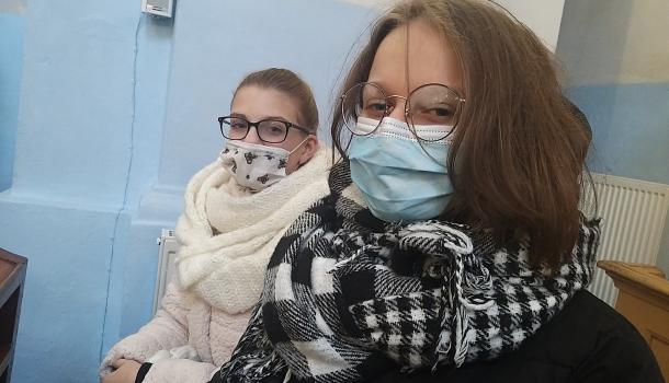Wróciły z tarczą z I Diecezjalnego Konkursu Recytatorskiego