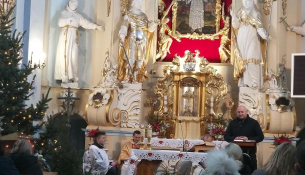Wróciły z tarczą z I Diecezjalnego Konkursu Recytatorskiego