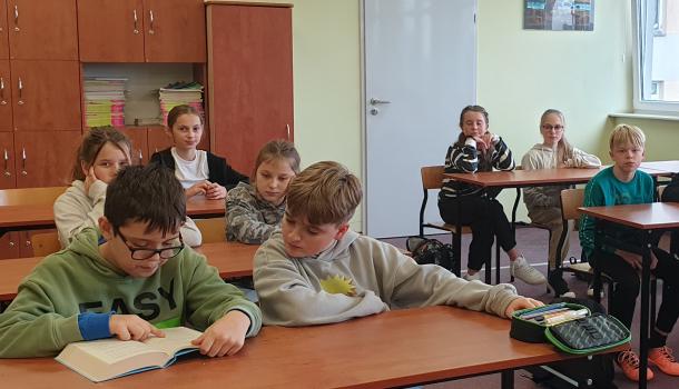 Szkoła Podstawowa nr 6 z Oddziałami Integracyjnymi im. Kornela Makuszyńskiego w Mławie