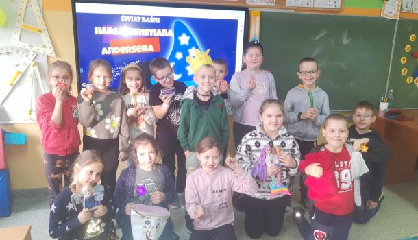 Szkoła Podstawowa nr 6 z Oddziałami Integracyjnymi im. Kornela Makuszyńskiego w Mławie