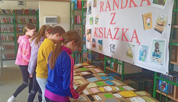 Szkoła Podstawowa nr 6 z Oddziałami Integracyjnymi im. Kornela Makuszyńskiego w Mławie
