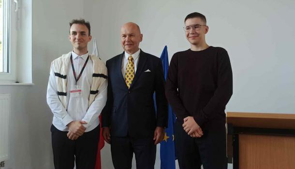 Radni Mazowieckiej Rady Młodzieży z burmistrzem 