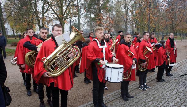 Narodowe Święto Niepodległości w Mławie - 16.JPG 2