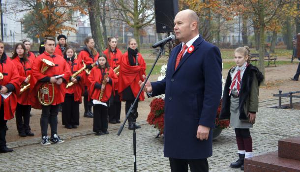 Narodowe Święto Niepodległości w Mławie - 26.JPG 1