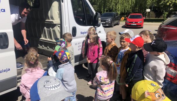 Zbiórka karmy dla schroniska w MPS 4