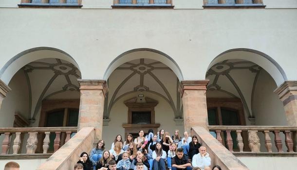 Klasy VII-VIII z SP nr 1 w Mławie na wycieczce „Podążając tropem wiedźm” 