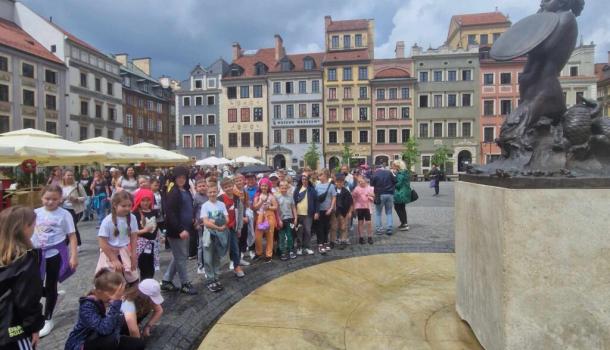 Trzecioklasiści z SP nr 1  w Warszawie