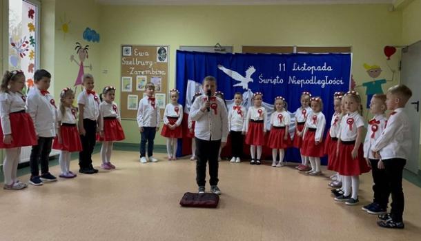 Uroczystość z okazji 11 listopada w MPS nr 4