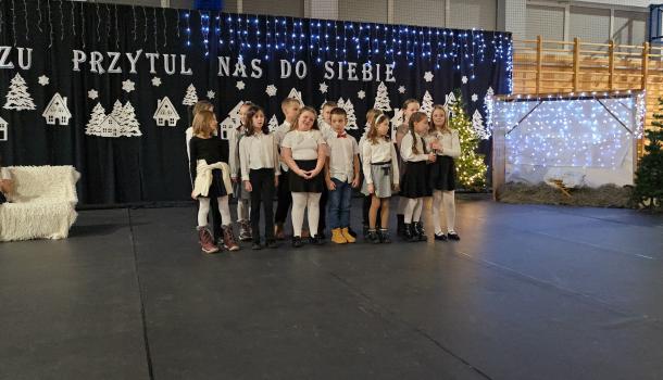 Wieczór kolęd i pastorałek w klasach I-III w SP nr 2