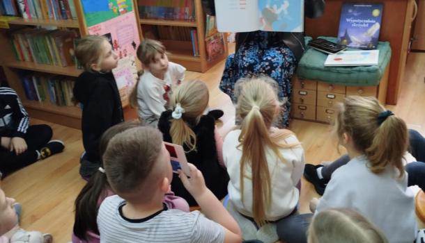 Przyjęcie uczniów klas I w poczet czytelników biblioteki SP nr 3