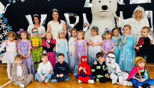 Bal karnawałowy w zimowej krainie w przedszkolu SP nr 2