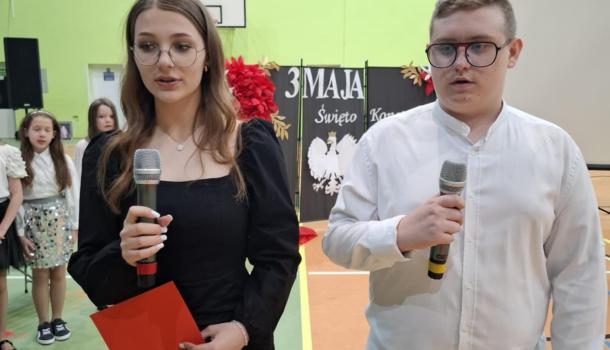Uroczysta akademia z okazji uchwalenia Konstytucji 3 Maja w SP nr 3