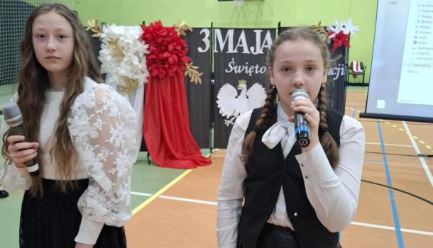 Uroczysta akademia z okazji uchwalenia Konstytucji 3 Maja w SP nr 3