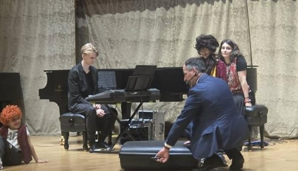 Uczniowie SP nr 7 na filharmonii pt. „Witajcie w naszej bajce”