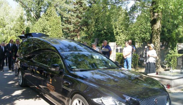 Uroczystości pogrzebowe na Powązkach 