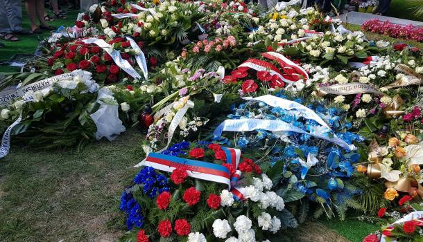 Uroczystości pogrzebowe na Powązkach 
