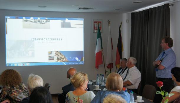 Konferencja miast partnerskich w Miejskim Domu Kultury w Mławie - 12