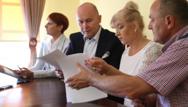 Na dotacje celowe związane z wymianą pieców w 2018 r. szmorząd Mławy przeznaczył 200 000 zł (1)