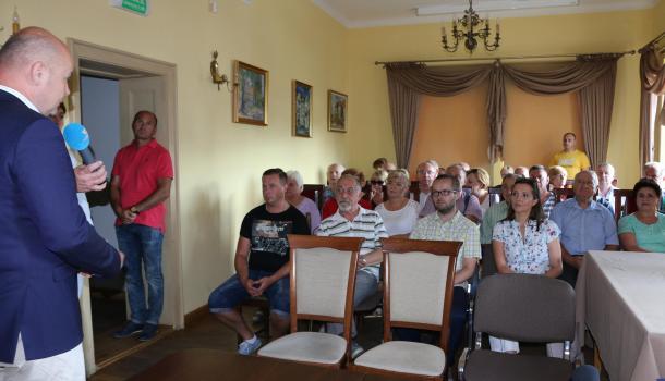 Na dotacje celowe związane z wymianą pieców w 2018 r. szmorząd Mławy przeznaczył 200 000 zł (3)
