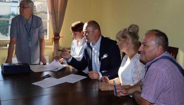 Na dotacje celowe związane z wymianą pieców w 2018 r. szmorząd Mławy przeznaczył 200 000 zł (4)