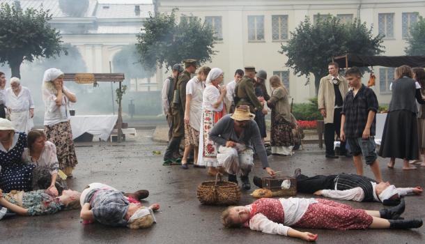 Nalot bombowy na Mławę - 24.08.2018 - fot. Magdalena Grzywacz (25) (Copy)