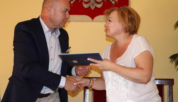 Podpisanie umów na wymianę pieców (21)