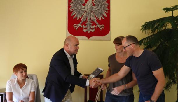 Podpisanie umów na wymianę pieców (34)
