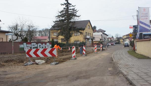 Na ul. Marii Skłodowskiej-Curie trwają prace budowlane