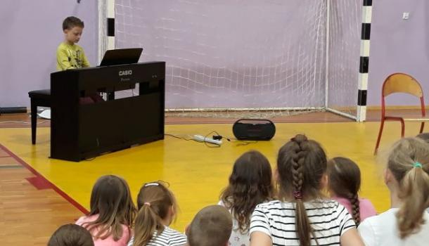 koncert w wykonaniu uczniów z PSM - 2